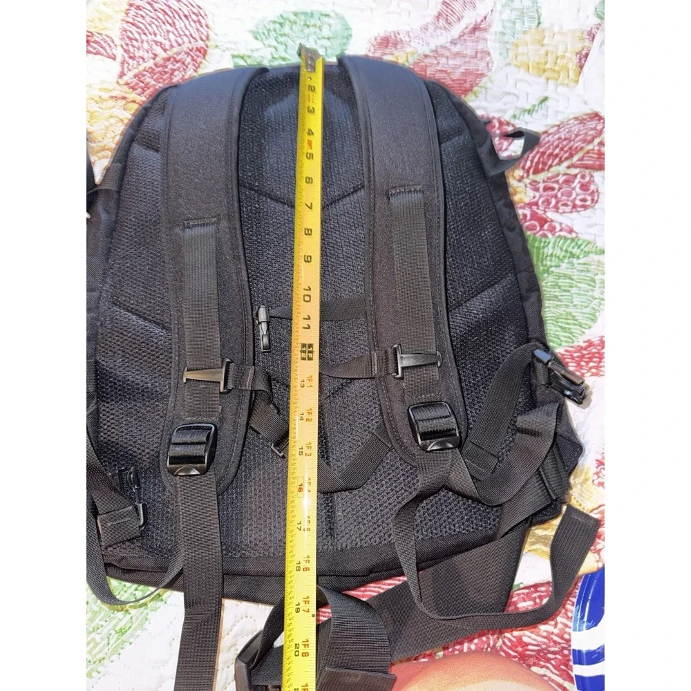 Tom Bihn Brain Bag Backpack 36L Black Gray